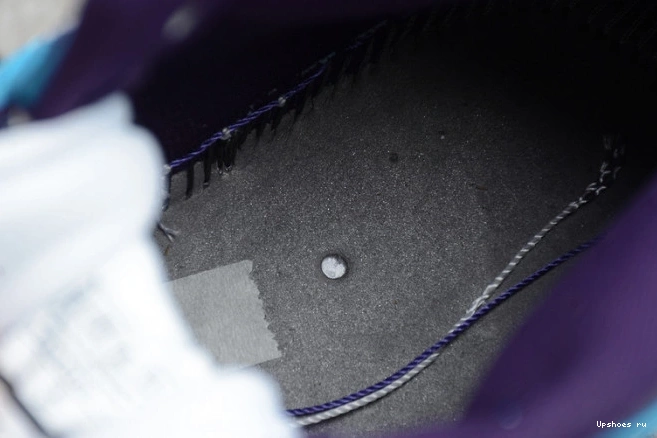 Jordan Mid 554724-415  1 Hornets 0211